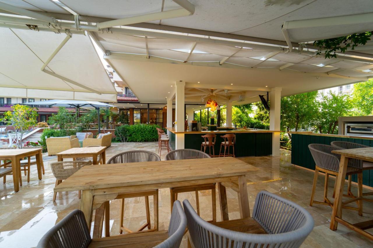 Hotel Club-E Fethiye Exterior photo