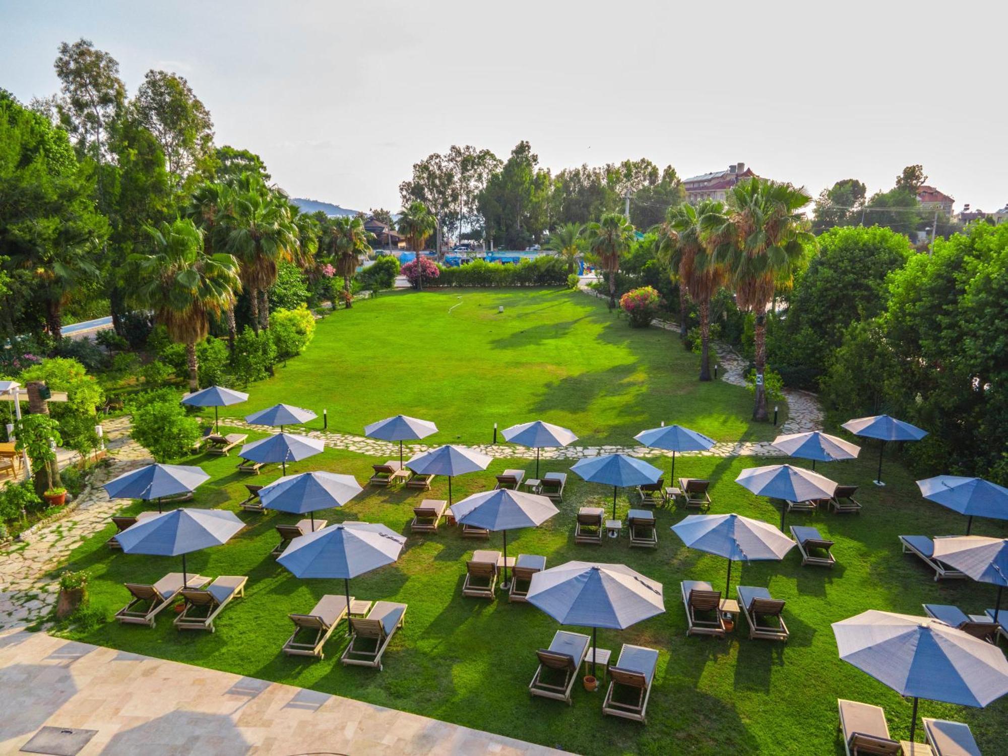 Hotel Club-E Fethiye Exterior photo