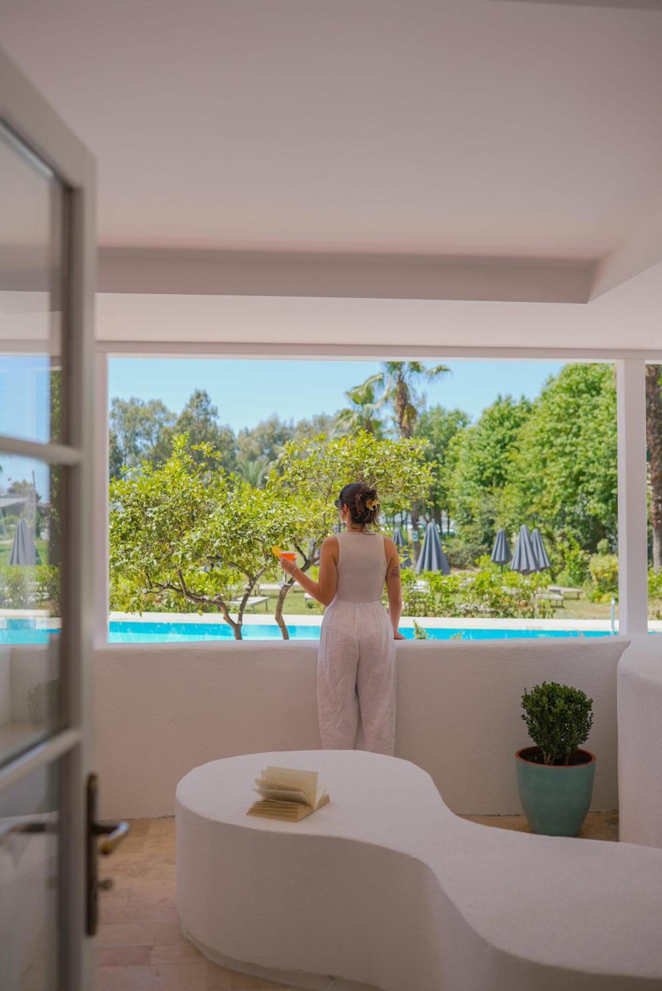 Hotel Club-E Fethiye Exterior photo